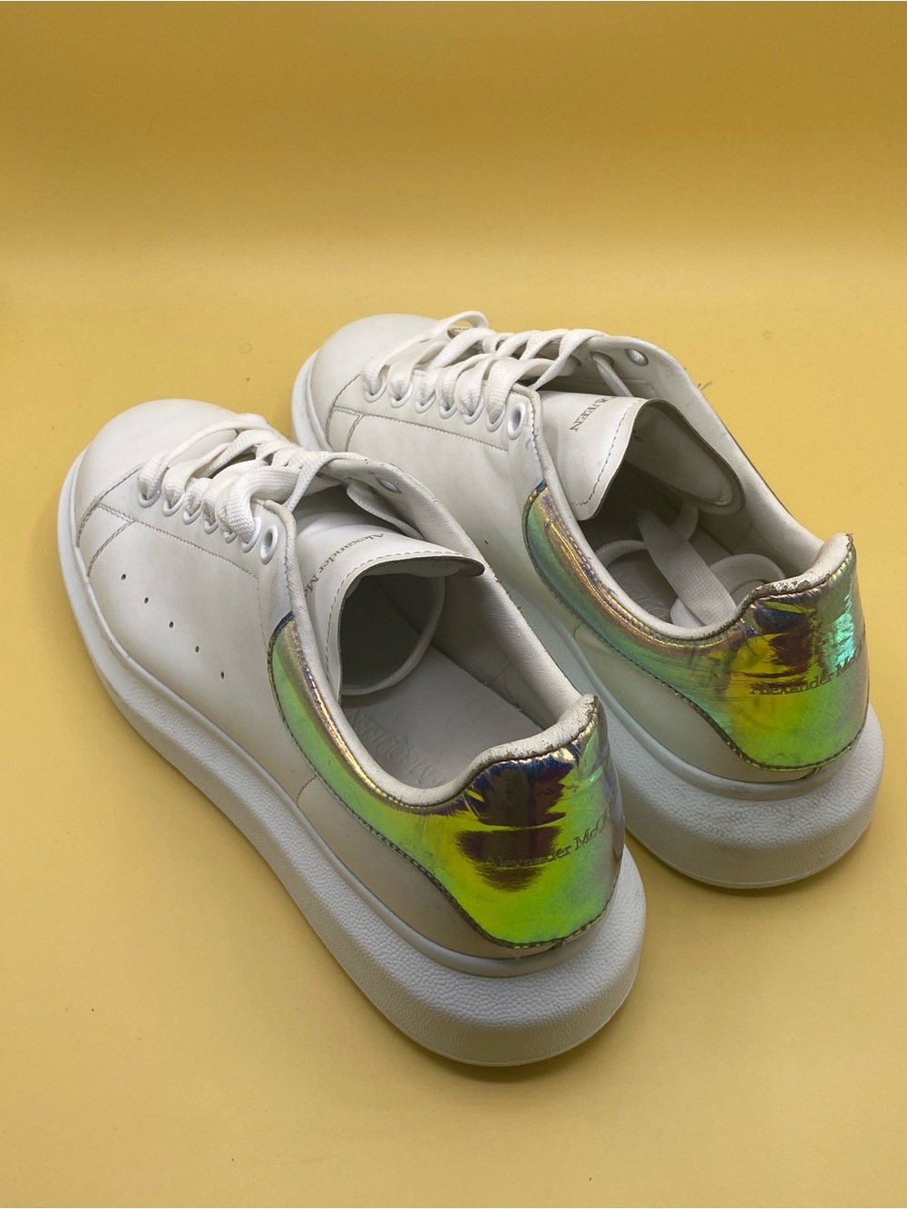 Alexander McQueen White Leather Oversized Sneakers with Iridescent Heel - Picture 3 of 4